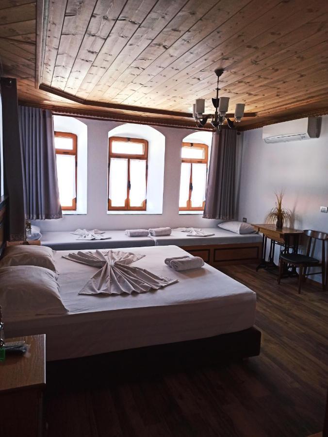 Boutique Hotel Praga Gjirokastër Exteriér fotografie