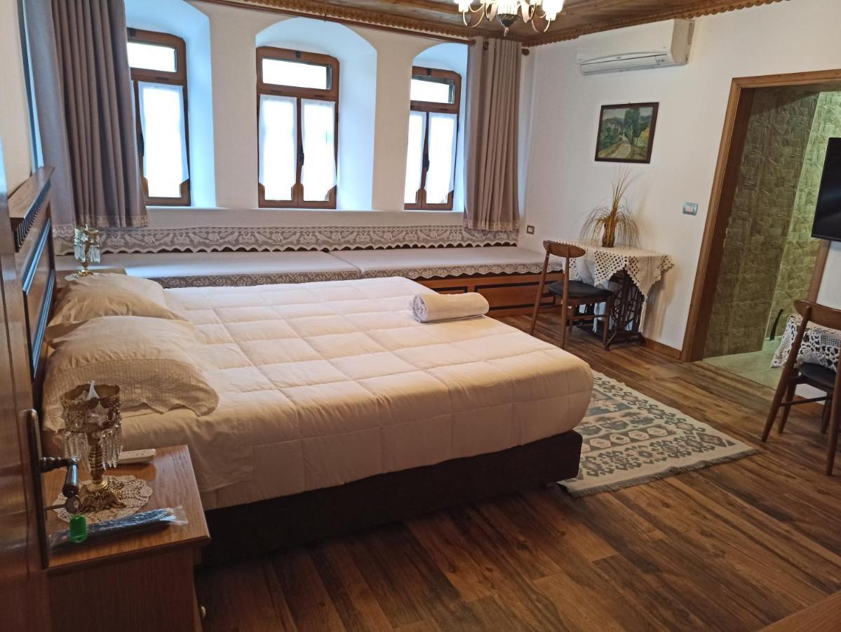 Boutique Hotel Praga Gjirokastër Exteriér fotografie
