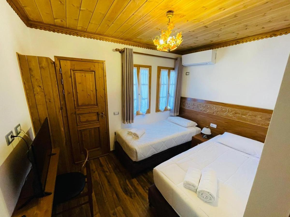 Boutique Hotel Praga Gjirokastër Exteriér fotografie